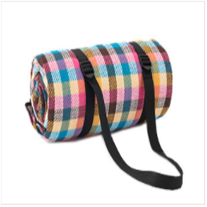 Thickened beach mat Enlarge picnic mat - Blue Force Sports